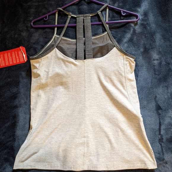 New Vapor Wick Racerback Shelf Bra Tank Top The north face - Picture 2 of 2